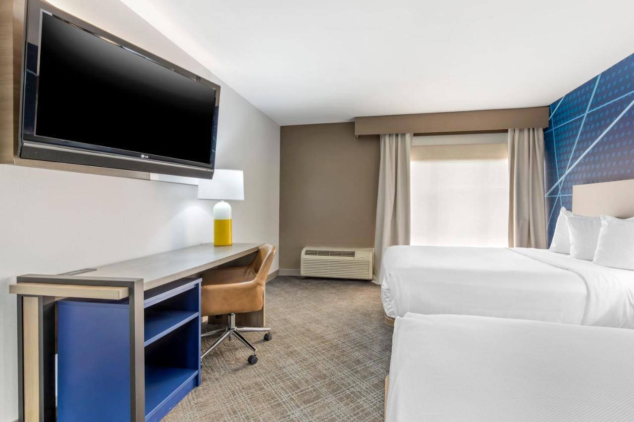 Comfort Inn & Suites Irving Las Colinas Dfw Екстериор снимка